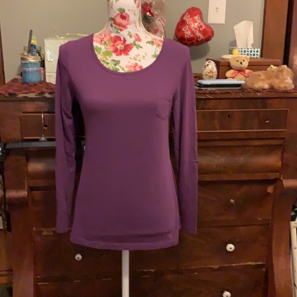 EUC/long sleeved top/fits like medium